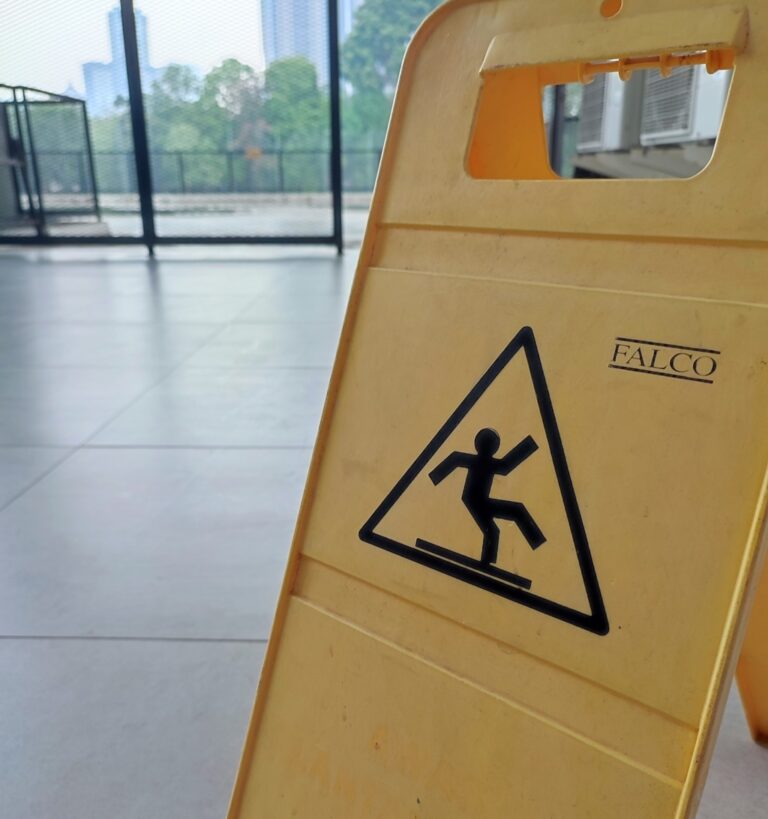 Slip and Fall Lawyer Los Angeles